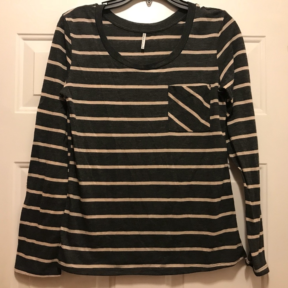 Tresics Striped Pocket Tee—Size Small—Like New